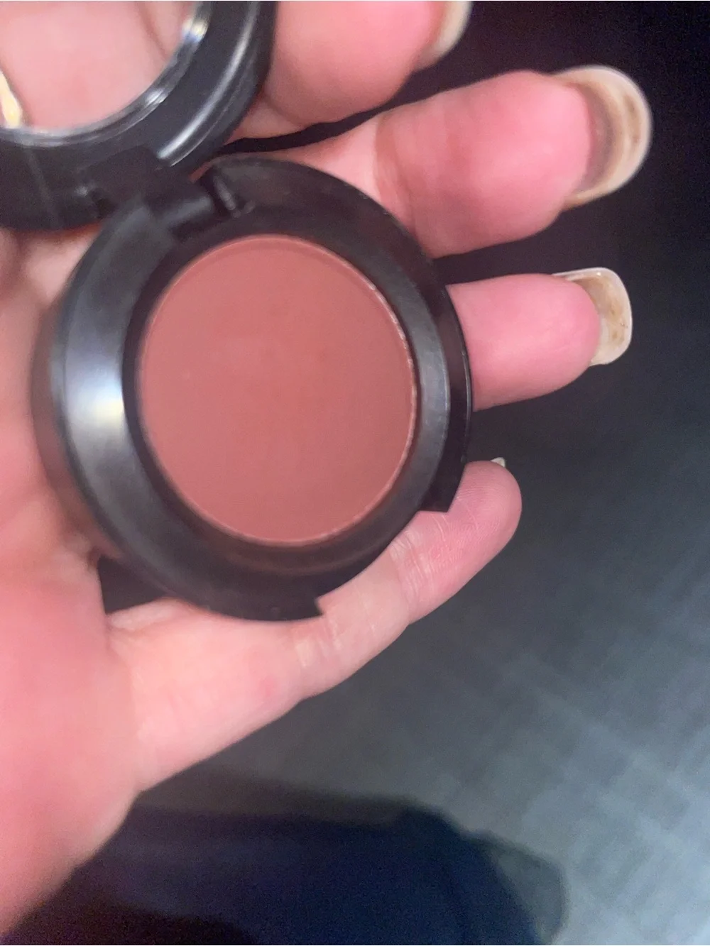 MAC Cosmetics Everyone's Darling Eyeshadow - - Picture 2 of 7